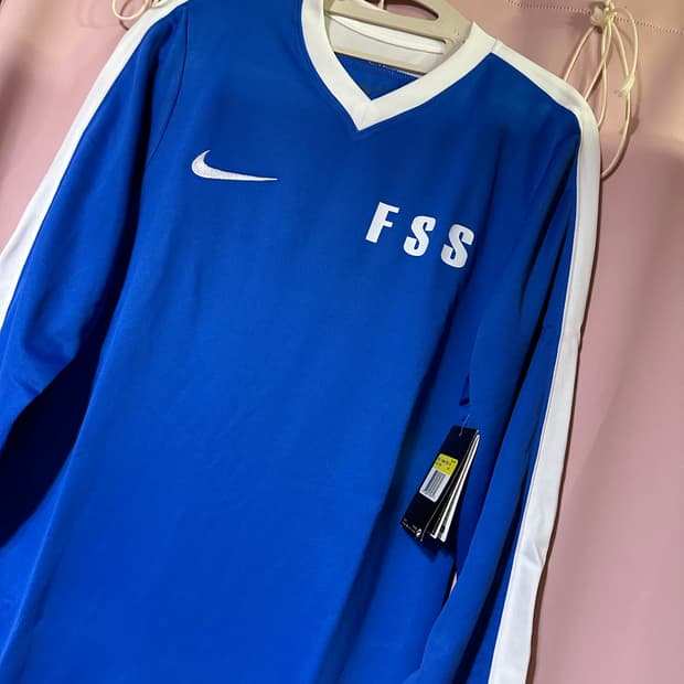 나이키 드라이핏 나이키티 나이키 블루 기능성 긴팔티 S 포카리깔