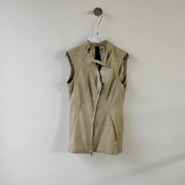 일라리아 니스트리 램스킨 레더 베스트 