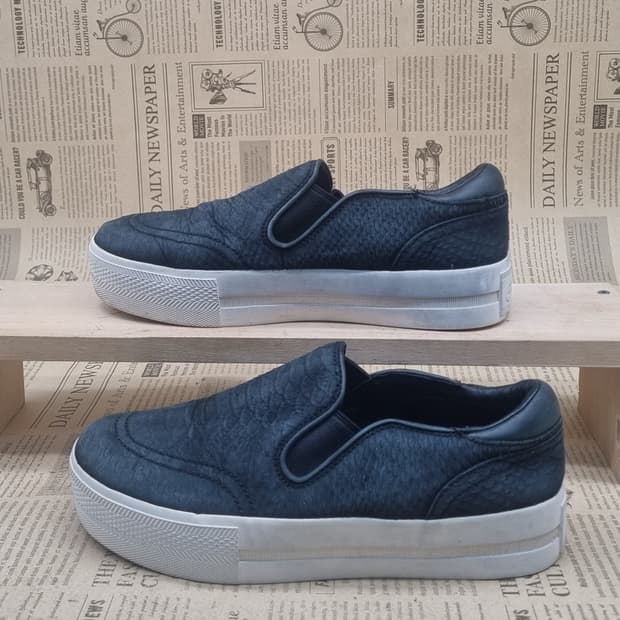 아쉬 슬립온 235 굽4