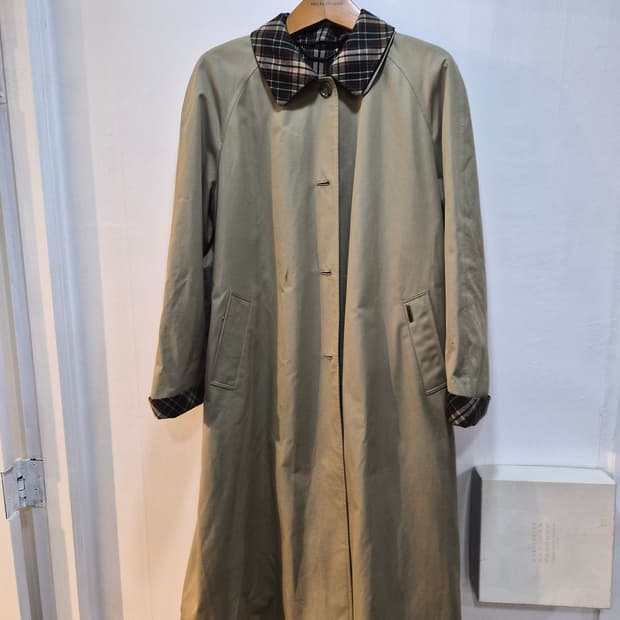95) DAKS 닥스 트렌치 코트 팝니다