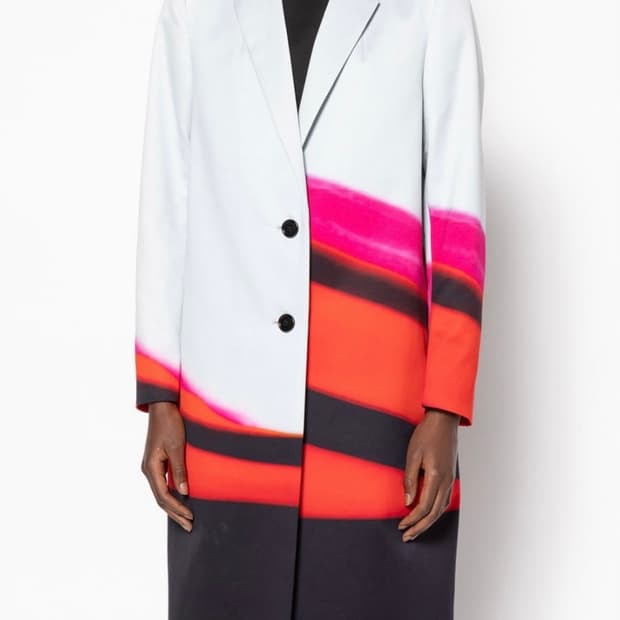 드리스반노튼 코트