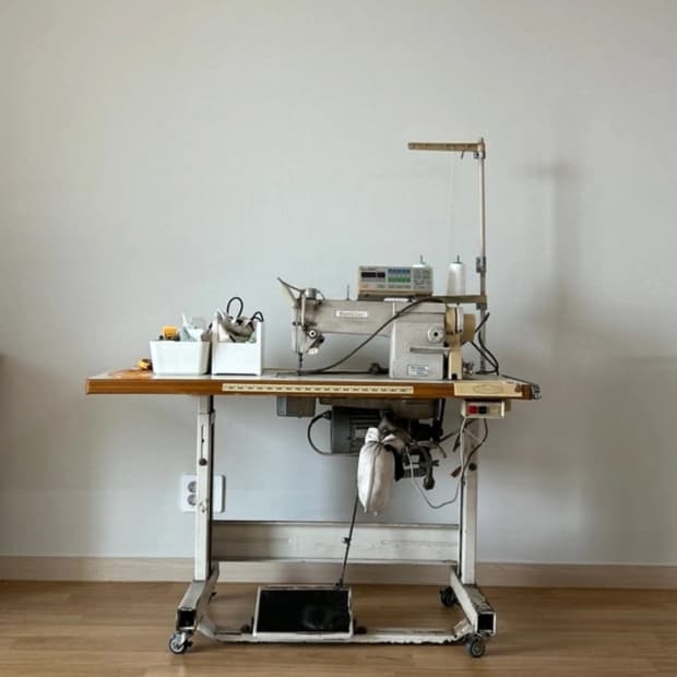재봉틀 미싱 오버로크 공방 옷만들기 자체제작 의상학과 패션디자인 의상디자