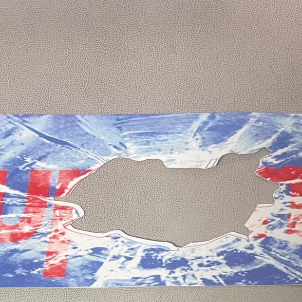 슈프림 아트딜러 스티커