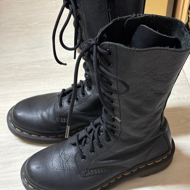 UK4) 닥터마틴 1B99 버지니아 14홀 