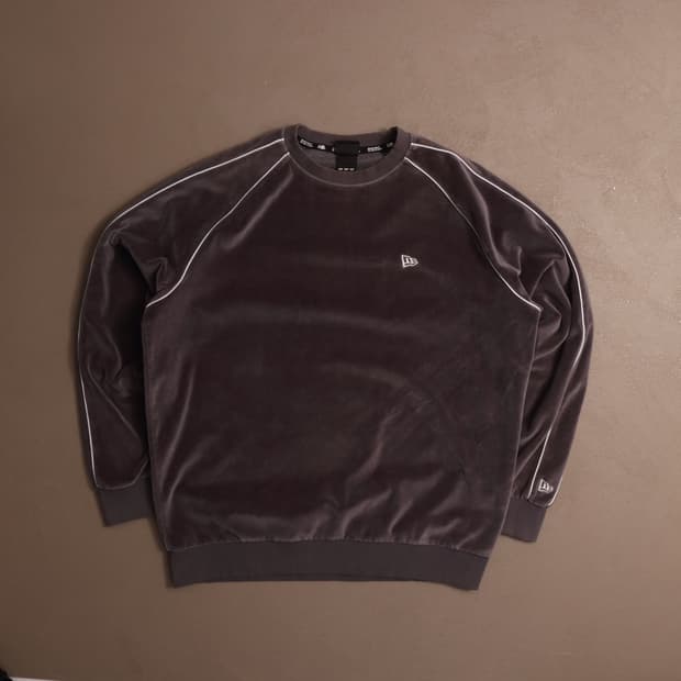 뉴에라 벨벳 나그랑 스웻셔츠 A1602