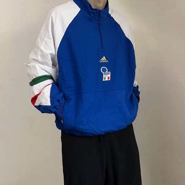 아디다스 이탈리아 아이콘 축구 국대 바람막이 (XL)