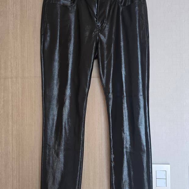 생로랑 샤이니 팬츠