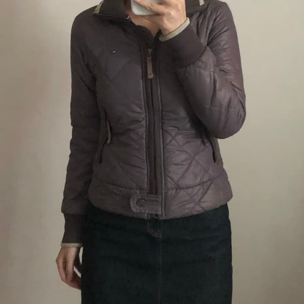 타미힐피거 경량패딩