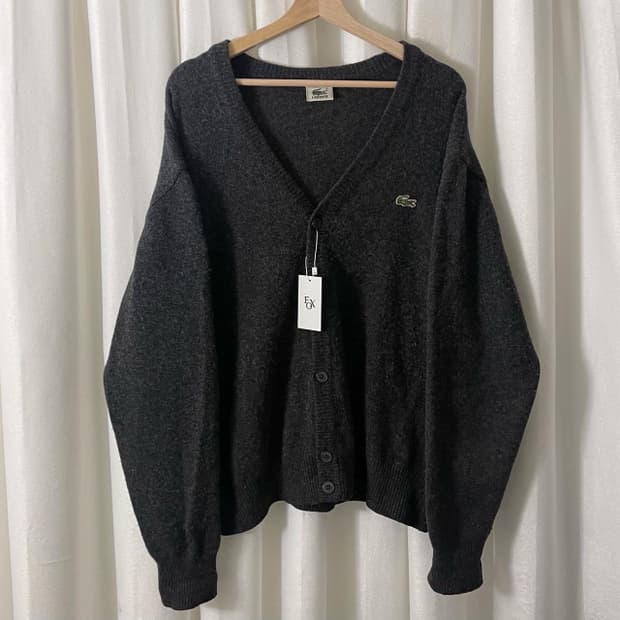 라코스테 챠콜 니트 가디건