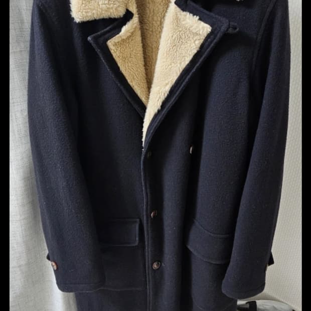 유니버셜 웍스 코트 M사이즈