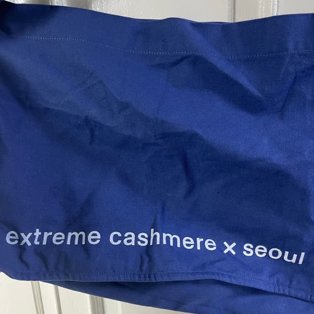 익스트림캐시미어 서울 팝업 백