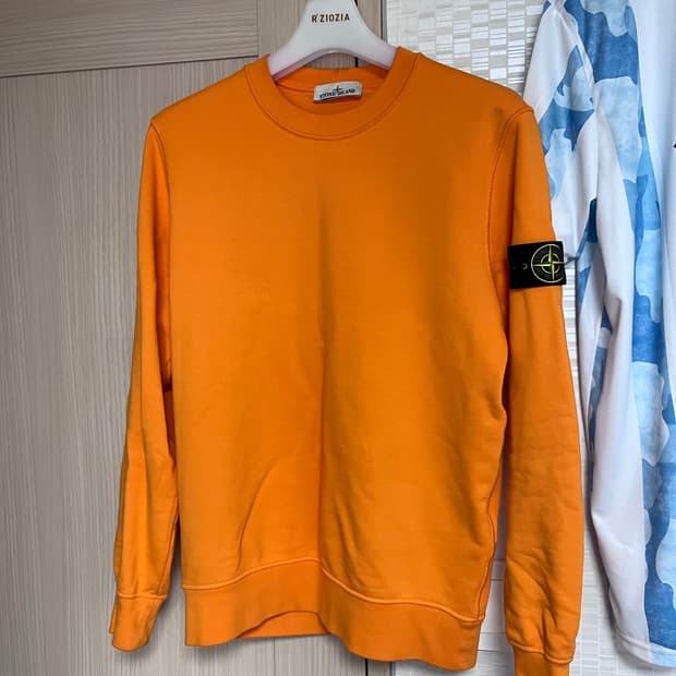 [L]스톤아일랜드 오렌지색 맨투맨