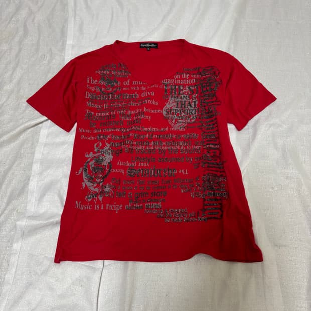 “Unknown” 00‘s Glitter Punk Print Tee