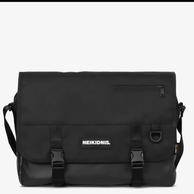 네이키드니스 메신저백