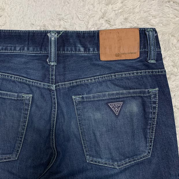 [33] 게스 코튼 로고 스트레이트핏 데님팬츠