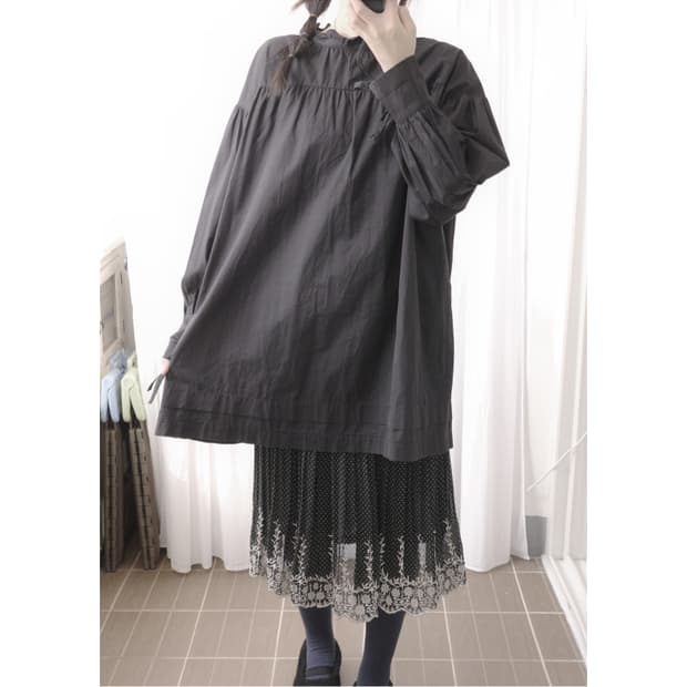 Frill black blouse