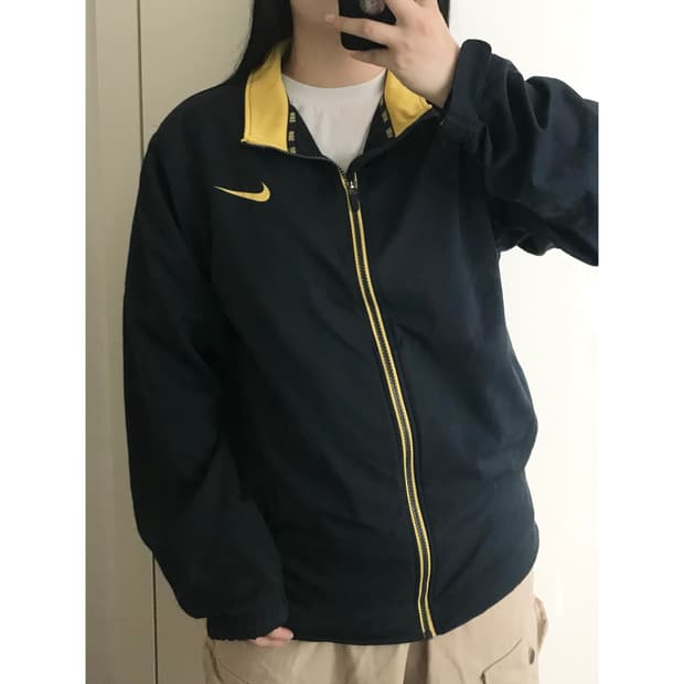 나이키 트레이닝 바람막이 L