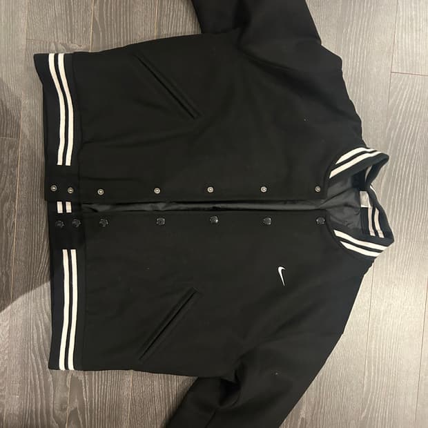 나이키 바시티자켓