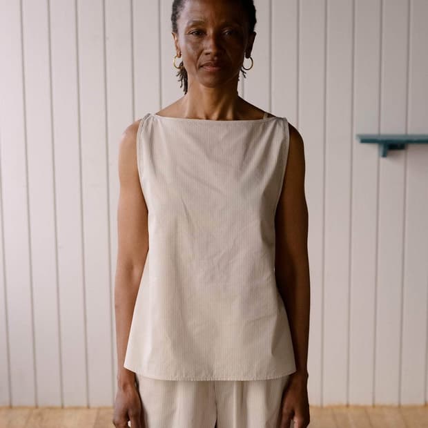 [XS,S,M]베이스레인지 Decti 스트라이프 슬리브리스 탑/브라운