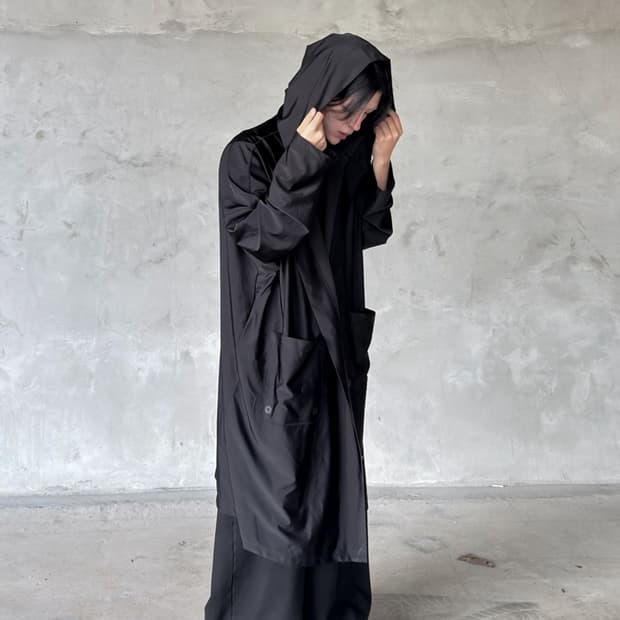 FUMITO GANRYU 로브 코트