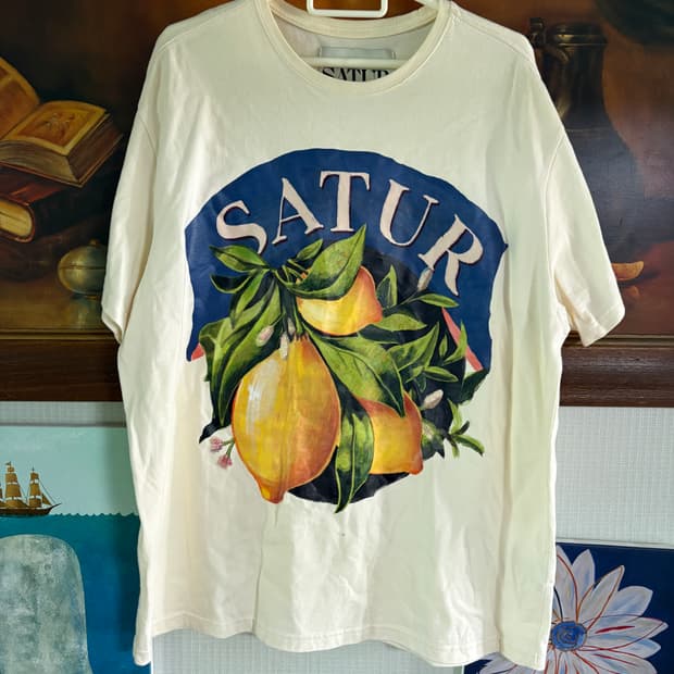 Satur 레몬 그래픽 반팔티 L