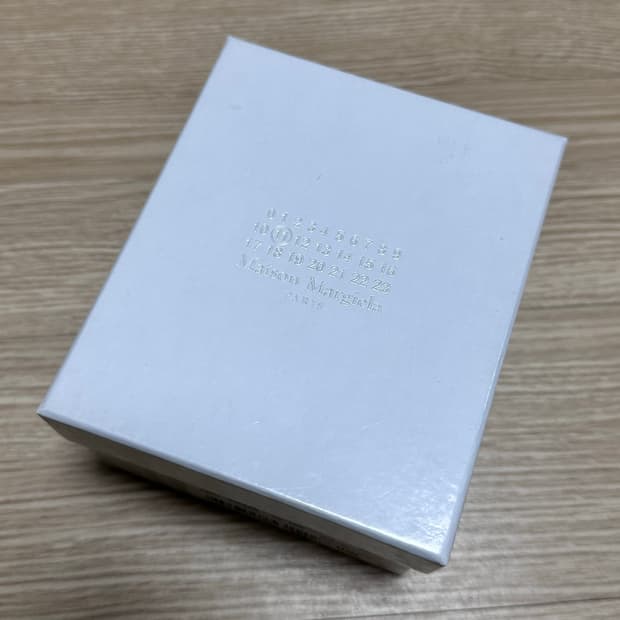 마르지엘라 트랙터 키링