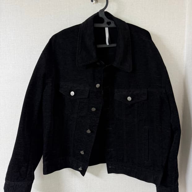 노이어 벨벳트러커