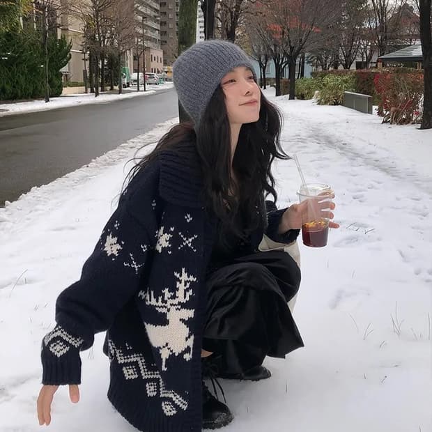 위드아웃썸머 디어 코위찬 가디건 네이비