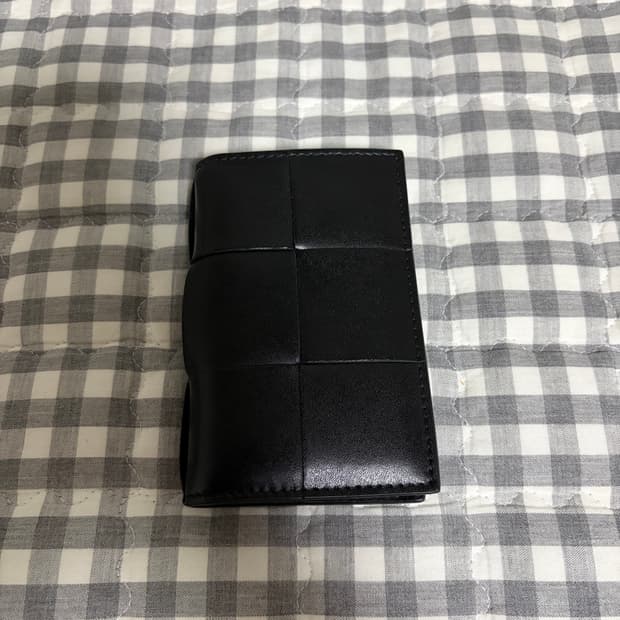 보태가 베네타 플랩 카드지갑