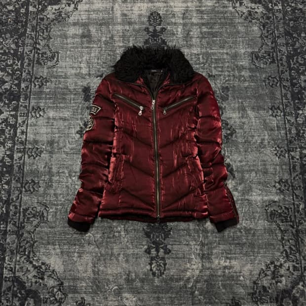 Travas 00s vkei satin fur down jacket
