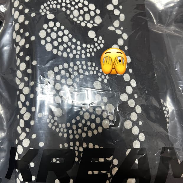 캐피탈 헴프 레이온 반다나 패턴 케사 머플러 블랙