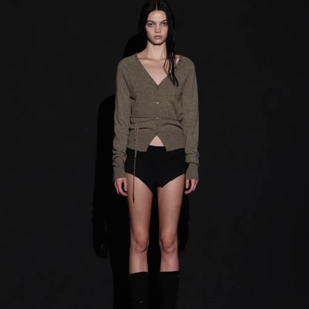 보헤미안서울 브이넥 니트 가디건