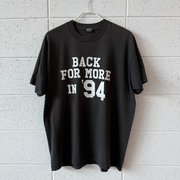 90s Vintage Fruit Of The Loom Tshirt