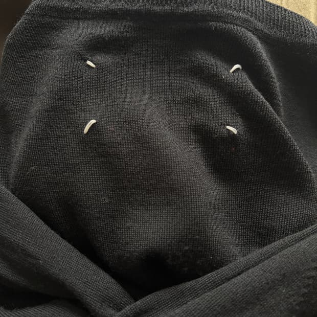 마르지엘라 블랙 라나울 니트