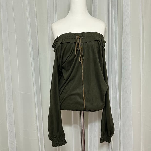 🧚‍♂️그런지 페어리 카키올리브 🫒 벨벳 오프숄더 탑