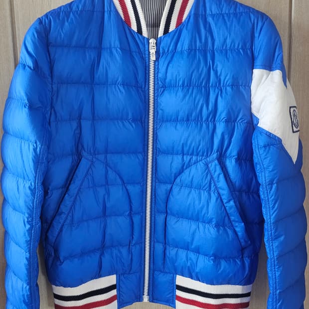 몽클레어 감마블루 사선 봄버 패딩(2/100/오케이몰정품)