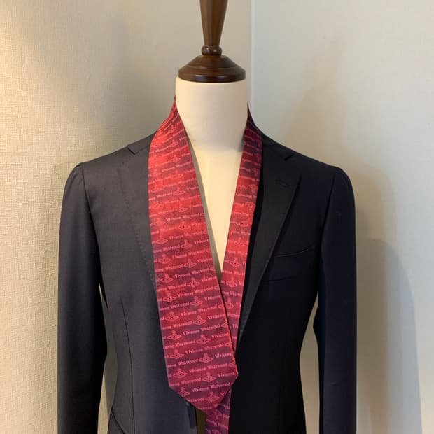 비비안웨스트우드 로고플레이 명품넥타이 100실크 모노그램 정장코디