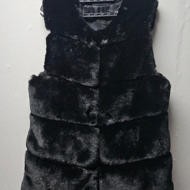 쏘 베이직 블랙 인조 퍼 조끼 베스트  M