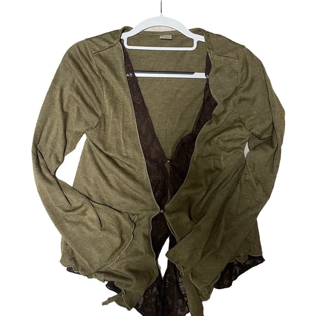 axes femme blouse cardigan