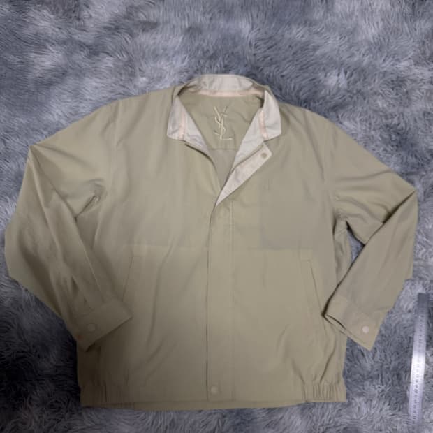 입생로랑 로고 경량 바람막이 100사이즈
