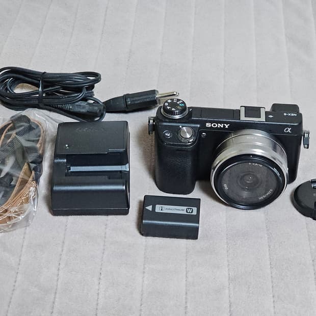 소니 NEX-6 미러리스 카메라