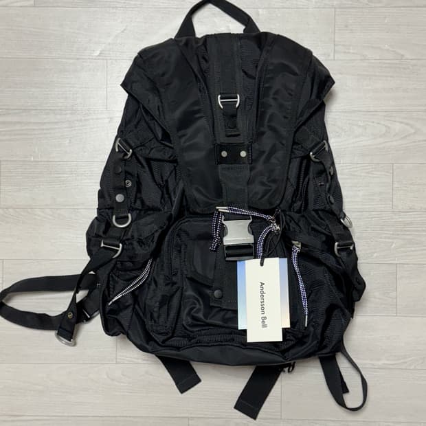 앤더슨벨 유니섹스 테크니컬 스몰 베를린 백팩 블랙