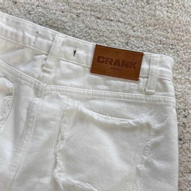 크랭크(CRANK) 화이트 데님스커트 / 치마바지