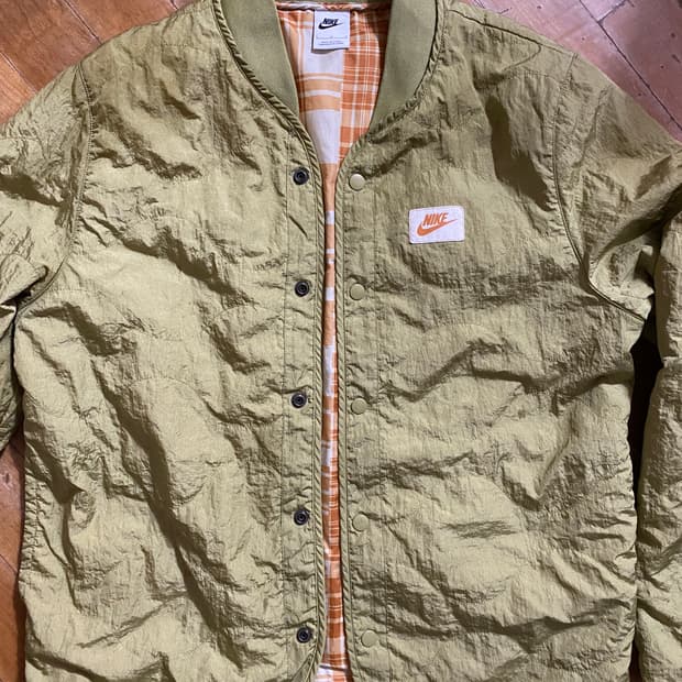 나이키 카키색 간절기 자켓 L (100~105)