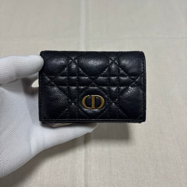 디올 카로 글리신 까나쥬 여성지갑 