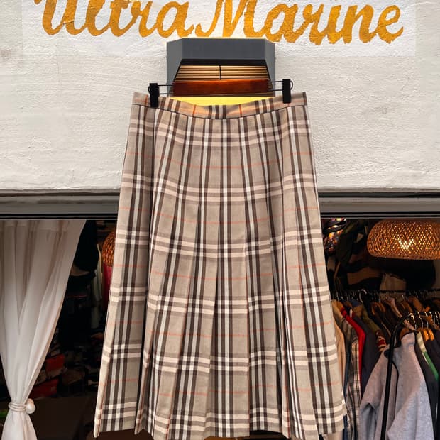 버버리 체크 플리츠 스커트 (영국제)