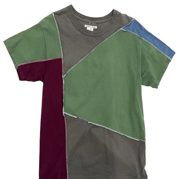 리빌드바이니들스 컷 반팔