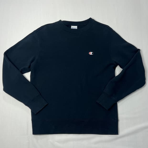 챔피온 스몰 로고 네이비맨투맨