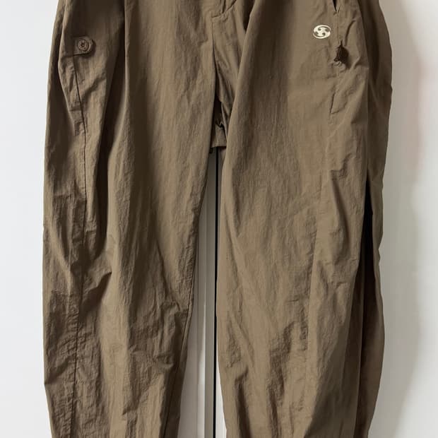 산산기어 브라운 나일론 팬츠