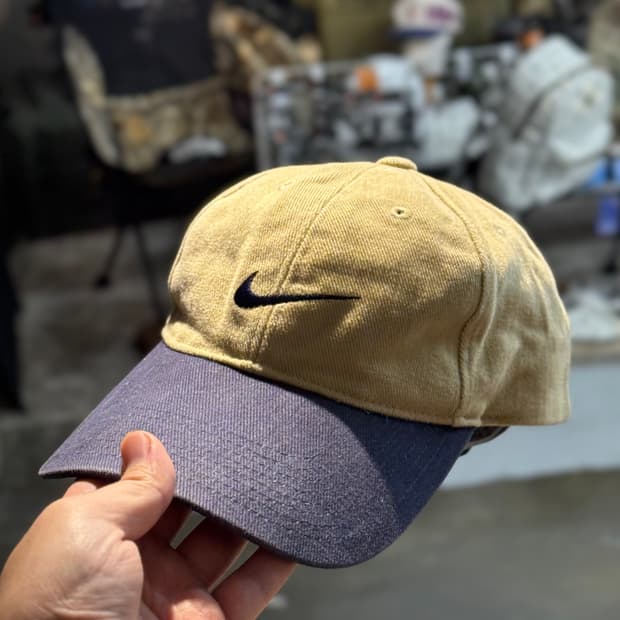 나이키 올드스쿨 코듀로이 볼캡 (OS)